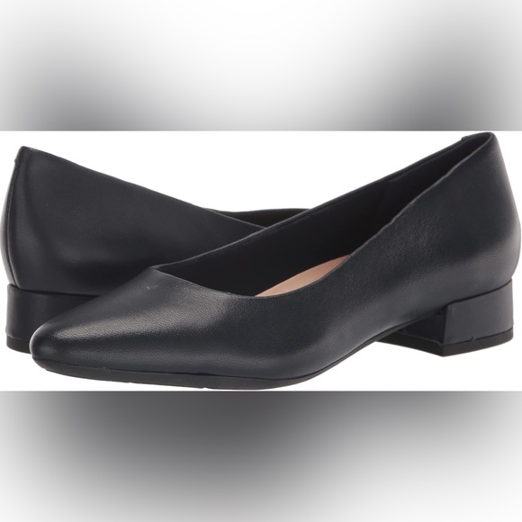 🖤🖤 Brand New Easy Spirit Women's Caldise Pump Size 7M - Picture 1 of 10